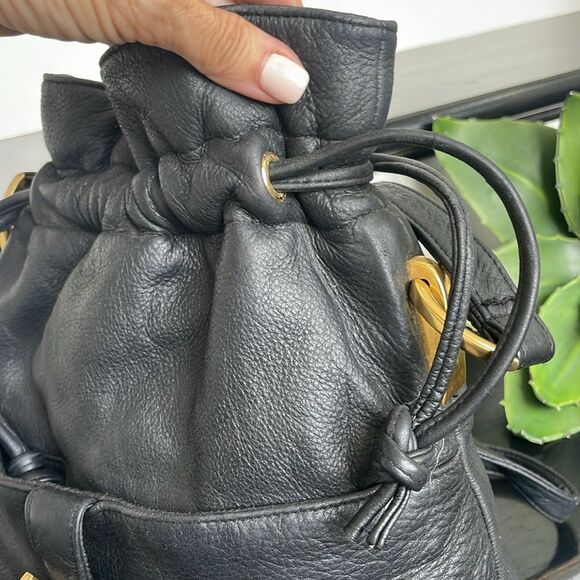 Italian Leather bucket bag crossbody shoulder handbag drawstring black gold - Picture 10 of 13